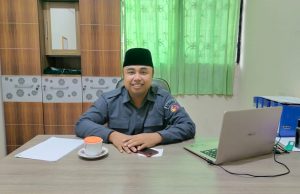 Anggota Bawaslu OKI Umumkan Adik Kandungnya Maju Sebagai Caleg