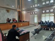 Dalam Persidangan Saksi Mizar Minta Maaf kepada Angkasa