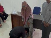Pria di OKI Sujud dan Menangis Histeris Usai Ancam Akan Bunuh Ibunya