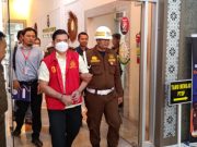 Terkait Kasus Internet Desa, Kejati Sumsel Limpahkan Tersangka HF dan Barang Bukti ke Jaksa Penuntut
