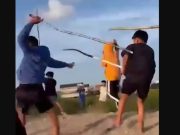 Aksi Remaja Tulung Selapan Terlibat Tawuran Pakai Sajam Viral di Medsos