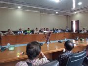 DPRD OKI dan PLN Cari Solusi Masalah Listrik yang Terjadi di Desa Pelimbangan