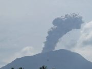 Gunung Ibu Erupsi Kamis Pagi 31 Oktober 2024, Semburkan Abu Vulkanik 1.000 Meter ke Arah Tenggara