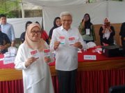 Bersama Keluarga, Cagub Mawardi Yahya Nyoblos di TPS 08