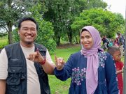 Ketua Bawaslu OKI Nyoblos di TPS 2 Tanjung Racing