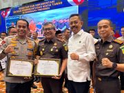 Berhasil Cegah Konflik Pertanahan, Kajari OKI Terima Pin Emas dari Menteri ATR/BPN