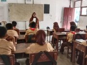 Cegah DBD, Nakes Puskesmas Awal Terusan Sosialisasi di SDN 01 dan 02