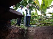 Sat-Set, Bupati OKI Cek Langsung Jembatan Rusak di Desa Kandis