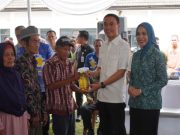 Dukung Kesejahteraan Warga, Pemkab OKI dan Kejari Adakan Pasar Murah