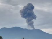 Gunung Marapi di Perbatasan Agam-Tanah Datar Meletus Tiga Hari Beruntun