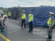 Lakalantas Terjadi di Ruas Tol Trans Sumatera, Bus Miyor Alami Kecelakaan Tunggal