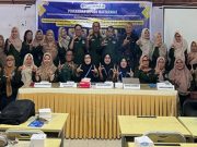 Kembangkan Literasi Keuangan, Tim PkM Pendidikan Ekonomi UNSRI Beri Pendampingan Penyusunan E-Book Berbantu Heyzine Flipbook pada KOMENKI