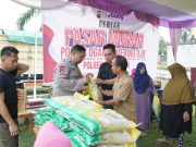 Polsek Pedamaran Gelar Gebyar Pasar Murah, Sediakan 3 Ton Beras untuk Warga