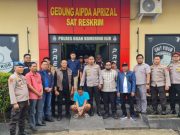 Pelarian Berakhir, Polisi Amankan Pembunuh Asisten Kebun di Sungai Menang