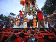 Hadiri Ngaben Massal di OKI, Herman Deru Serukan Pelestarian Budaya Sebagai Perekat Bangsa