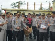 Momen Haru Pelepasan AKP Ujang Asnawi Setelah 36 Tahun 11 Hari Mengabdi di Polri