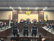 Triliunan Melayang, Hukuman di Bawah Tuntutan Jaksa