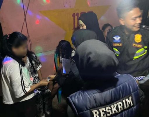 Operasi Pekat Ramadhan, Polres OI Sita Puluhan Liter Miras serta Puluhan Pelanggar Ditegur