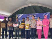 Polres OKU Timur Salurkan Ribuan Paket Bansos