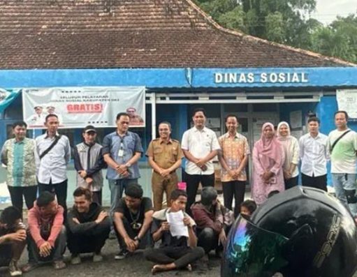 Dinas Perdagangan-Dinsos Bersama Polres OKI Lakukan Penertiban Anak Punk