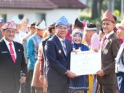 Pimpin Upacara Hardiknas, Wagub Sumsel Soroti Kesejahteraan dan Kompetensi Guru
