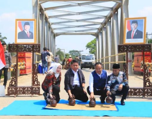 Herman Deru Resmikan 17 Infrastruktur Jembatan di Sumsel