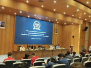 Tanggapi Tuntutan, Dasco Telepon Bahlil & Nanik di Hadapan Mahasiswa