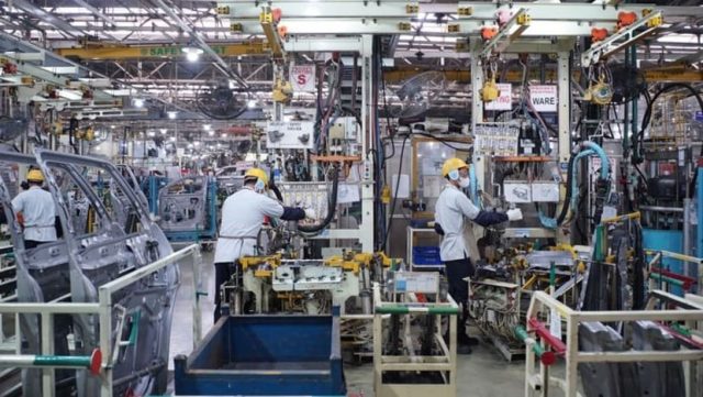 industri-otomotif