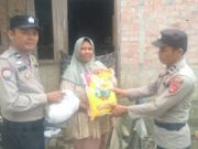 Polsek Tanah Abang Salurkan Bantuan Sosial untuk Warga Kurang Mampu di Desa Sukaraja