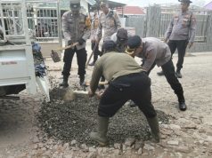 Respons Cepat Keluhan Warga, Polda Sumsel Perbaiki Akses Jalan di Talang Jambe