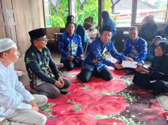 Puskesmas SP Padang Salurkan Santunan Kematian kepada Keluarga Iskandar