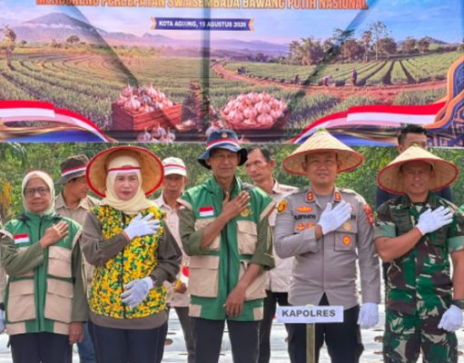 Kapolres Lahat Ajak Masyarakat Optimalkan Lahan Produktif untuk Perkuat Ketahanan Pangan