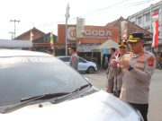 Semarakkan HUT ke-81 RI, Polres PALI Bagikan Bendera Merah Putih ke Masyarakat